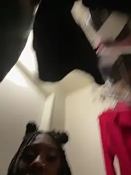 ShortcakeMochaa online show from March 9, 10:29 am