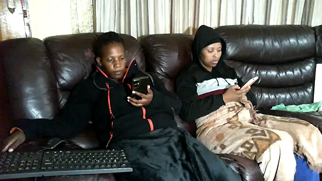 Sky-Diamond online show from April 14, 10:15 am