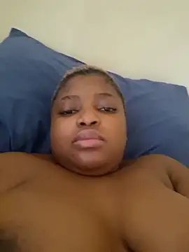 SweetDarkBrownie online show from March 2, 9:05 am