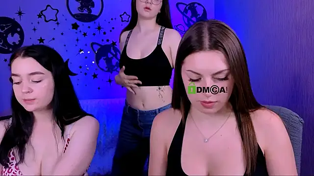 amalialowell online show from June 14, 7:14 pm