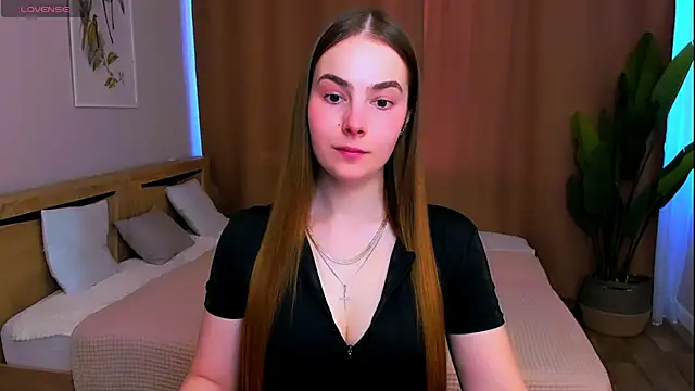 Maddy Wood  online show from March 24, 2:55 pm