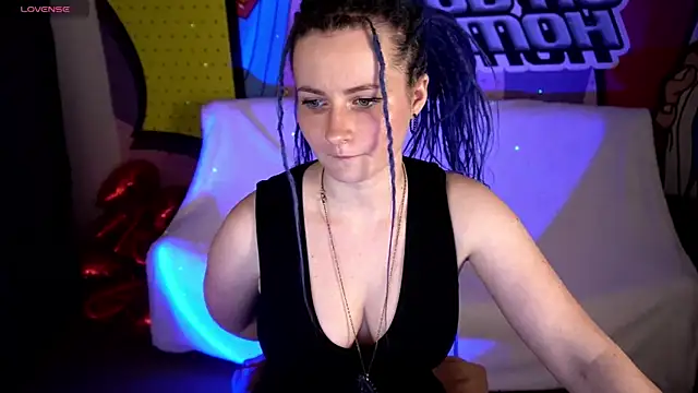 Snapshot of AlisaGracee chatting on February 17, 3:11 pm AlisaGracee online show from February 17, 3:11 pm