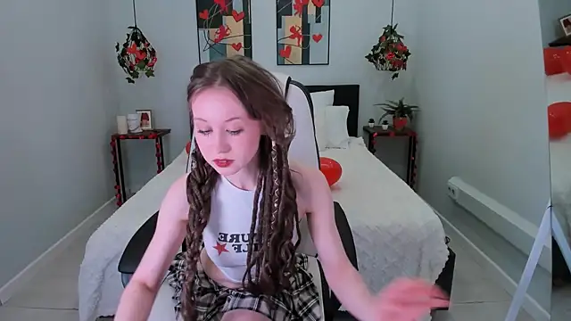 tsunamy pink online show from February 16, 5:02 pm