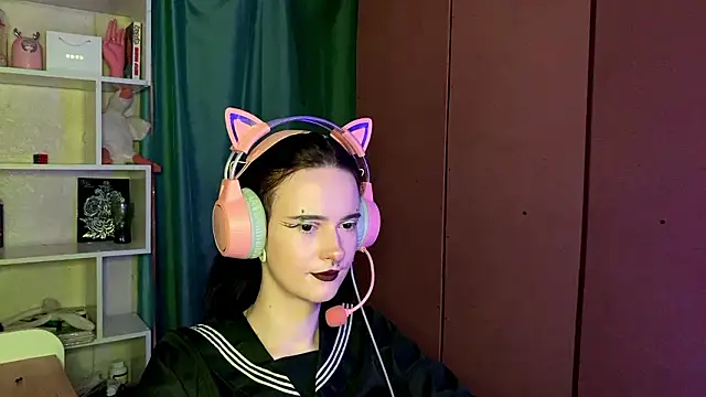 MabelDefina online show from March 2, 11:06 am