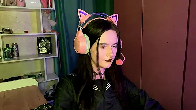 MabelDefina online show from February 27, 11:10 am