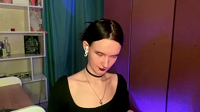 MabelDefina online show from March 14, 1:01 pm