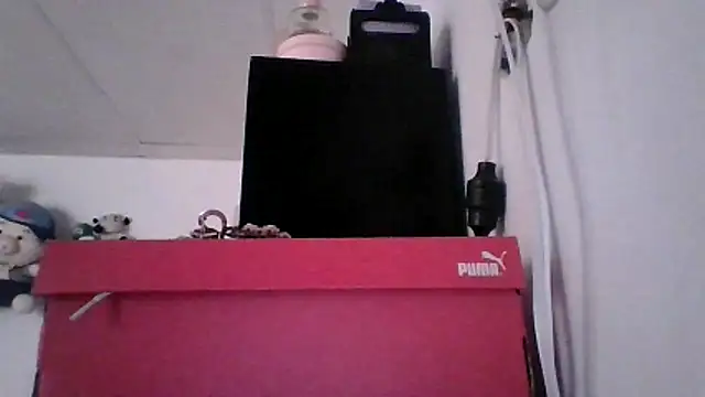 pocahontas hotty online show from April 20, 6:33 pm