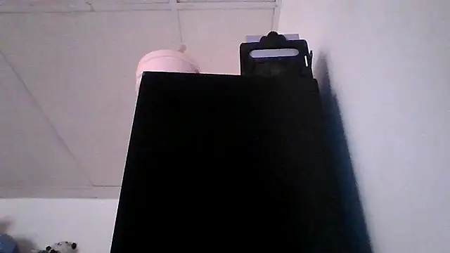 pocahontas hotty online show from April 4, 6:51 pm