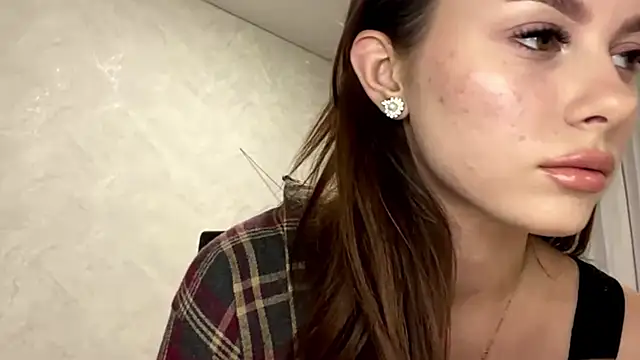 StephaniCute online show from April 1, 3:31 pm