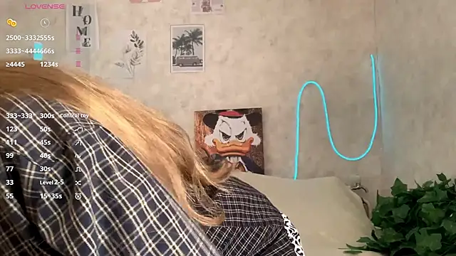 VictoriaDeese online show from July 20, 3:20 am