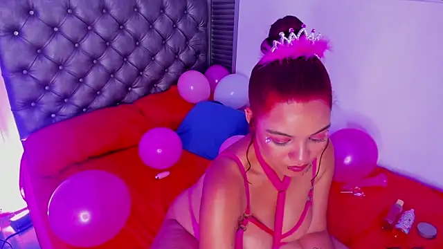 Violeta Collins online show from April 11, 3:23 am