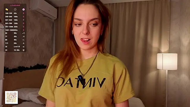 JoslynContrera online show from February 24, 4:44 am