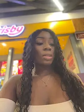 ZarahFerreira online show from April 20, 11:52 pm