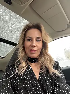 LisaMurr online show from March 2, 9:38 am