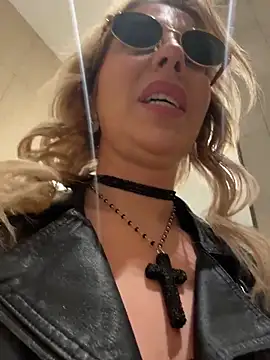 LisaMurr online show from March 20, 12:32 pm