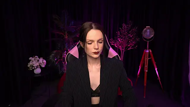 Wild Alice me online show from April 8, 3:36 pm