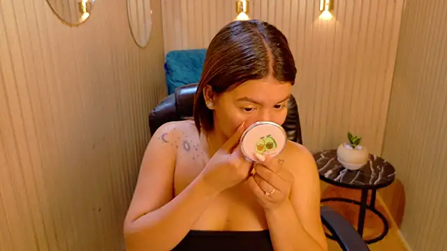 Alessia Monroe  online show from March 7, 8:27 pm