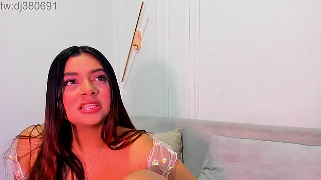 DulceQueen1 online show from April 7, 12:51 pm