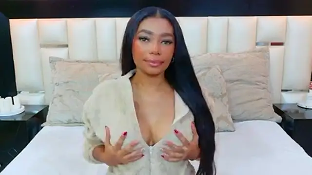MiaDiamod online show from June 27, 1:28 pm
