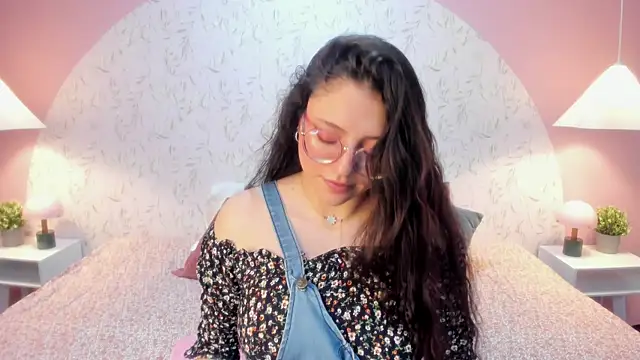 Angelie Rosebrm online show from April 9, 3:31 am