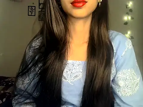 SIKSHA SINGH online show from March 30, 3:22 pm