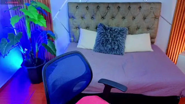 SophyAdams online show from February 23, 6:07 pm