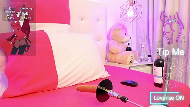 Candyhot79 online show from April 7, 8:00 pm