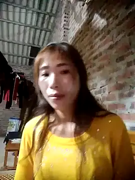 Vycute9900 online show from February 23, 1:43 pm