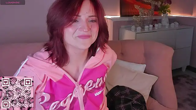 taticamomile online show from March 23, 12:00 pm