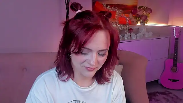 taticamomile online show from March 26, 12:18 pm