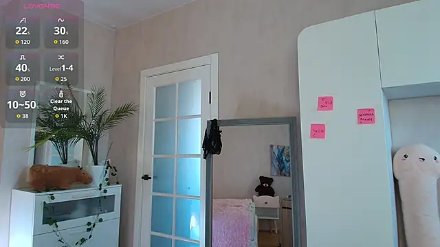 linaloon online show from February 23, 3:07 am