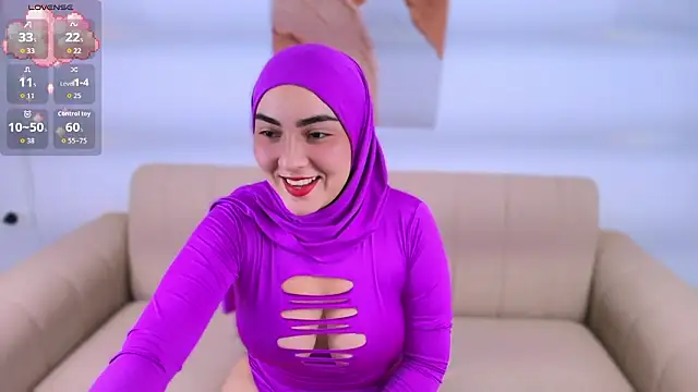 Malika Noor online show from March 15, 11:40 pm