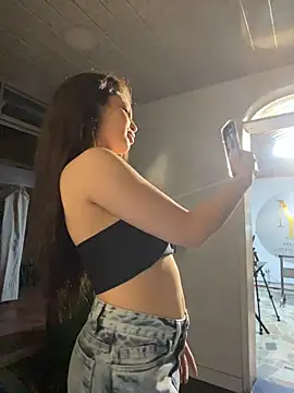 Mady Pink online show from March 2, 5:08 am