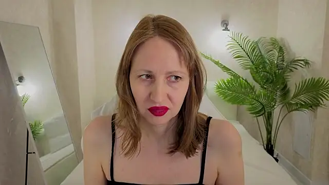 Elizabeth Andersonn online show from March 25, 8:50 am