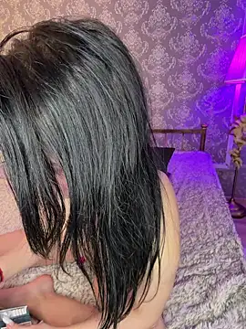 Olivia Noor online show from March 11, 2:27 am