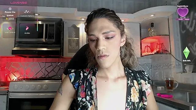 CrisOzzz online show from March 29, 7:13 pm