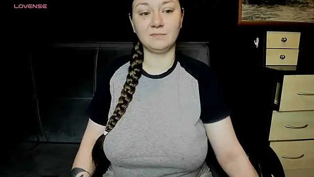 AlisaGlass online show from June 27, 2:23 pm