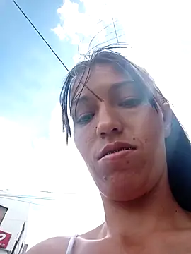 sandy 11  online show from April 1, 7:55 pm