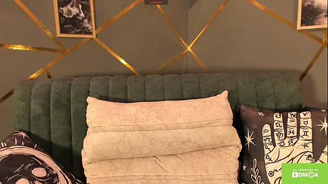 Esmeralda16 online show from April 19, 2:11 am