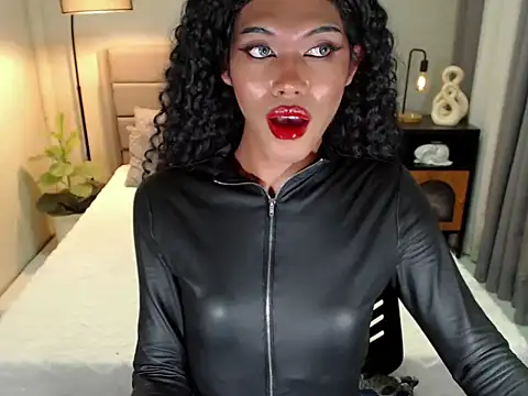 UnforgetableAnna online show from April 8, 1:13 pm