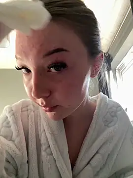 Bellesweett online show from April 6, 5:25 pm