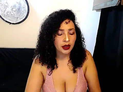 Nerea Boolsara8 online show from April 18, 3:53 am