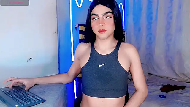 xyaraluv  online show from April 13, 11:38 pm