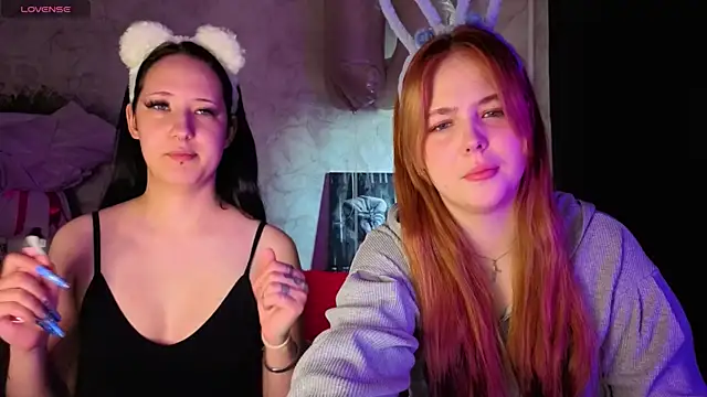 Elle Funning online show from April 19, 8:58 am