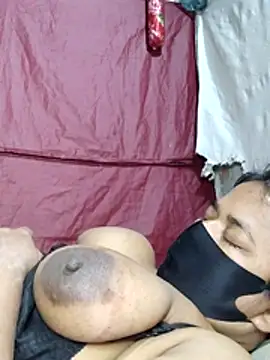 Lily-Rosse online show from February 24, 5:55 pm