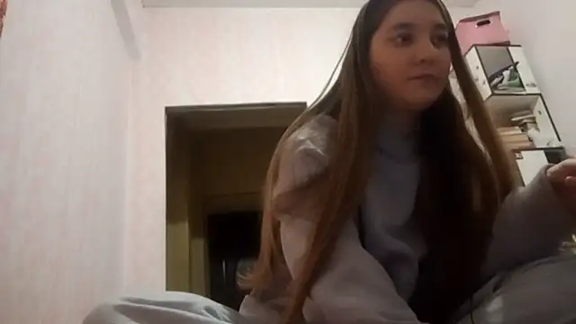 JanineThielman online show from April 17, 3:14 pm