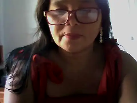 Flowerblossom123 online show from April 19, 5:18 am