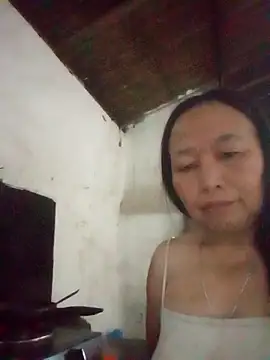 heesuu11 online show from April 13, 12:50 pm