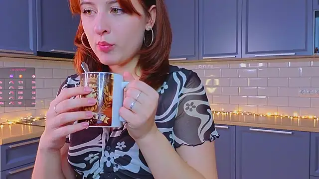 LolaCrazy  online show from February 28, 3:44 pm