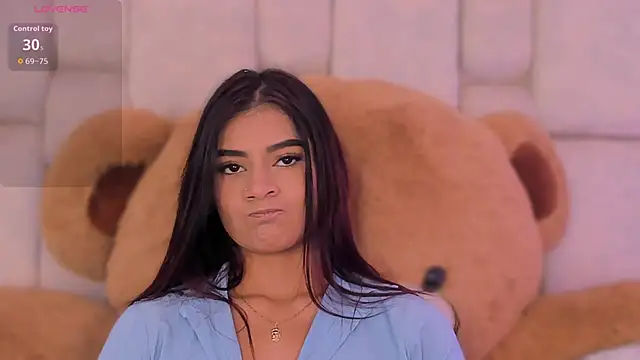 KatherineRuiz  online show from March 13, 1:23 pm